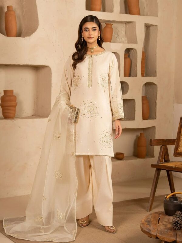 Pakistani Formal dresses in UK online