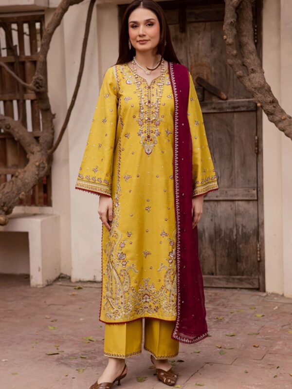Pakistani Formal dresses in UK online
