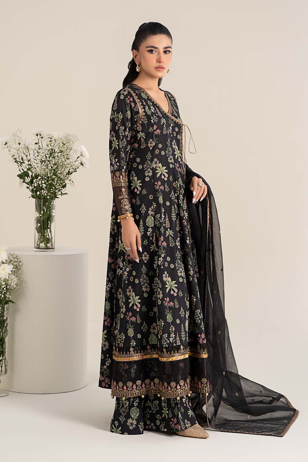 Maria.B |3 Piece Embroidered Lawn Suit | DW-EF25-26R1 | Ready to wear - Image 7