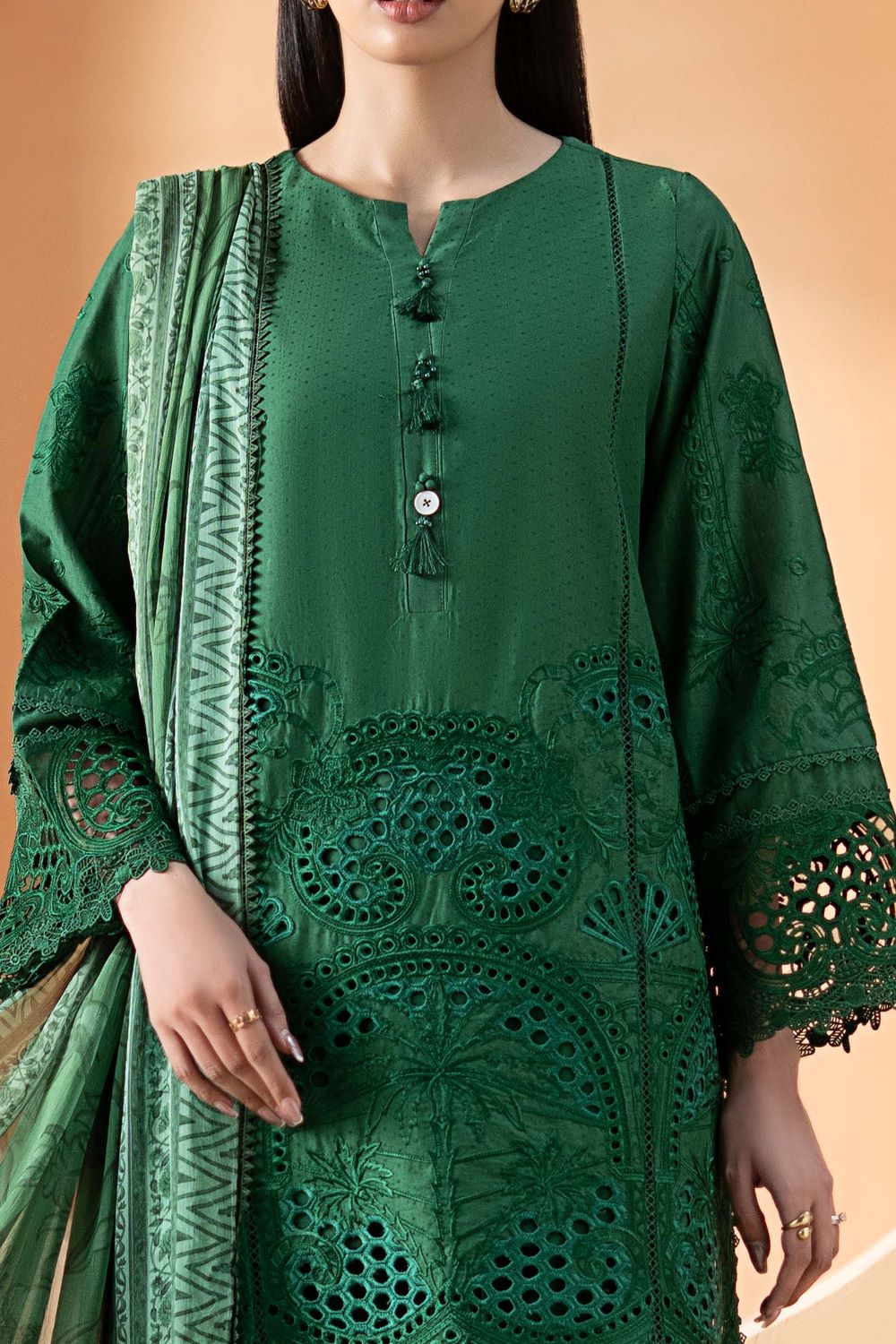 Maria.B |3 Piece Embroidered Dobby Lawn Suit | DW-EF26-02 | Ready to wear - Image 4