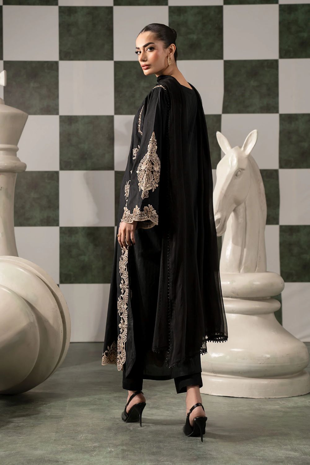 Maria.B |3 Piece Embroidered Dobby Lawn Suit | DW-EF26-20 | Ready to wear - Image 2