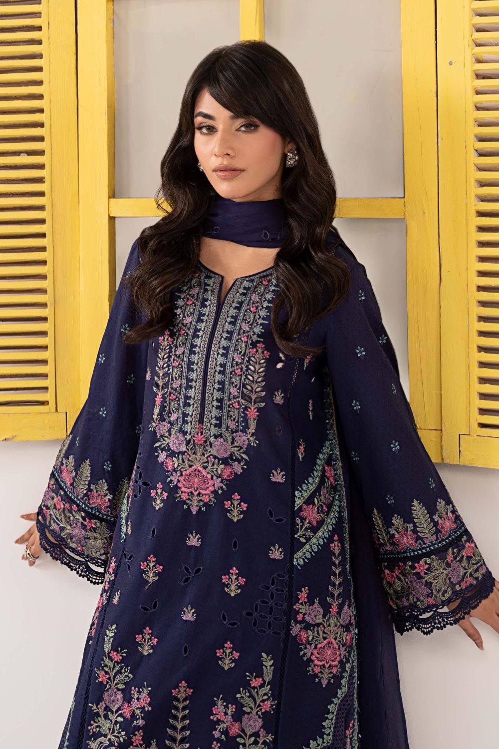 Maria.B |3 Piece Embroidered Dobby Lawn Suit | DW-EF26-24 | Ready to wear - Image 3