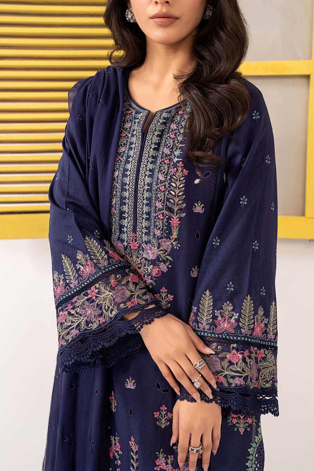 Maria.B |3 Piece Embroidered Dobby Lawn Suit | DW-EF26-24 | Ready to wear - Image 4