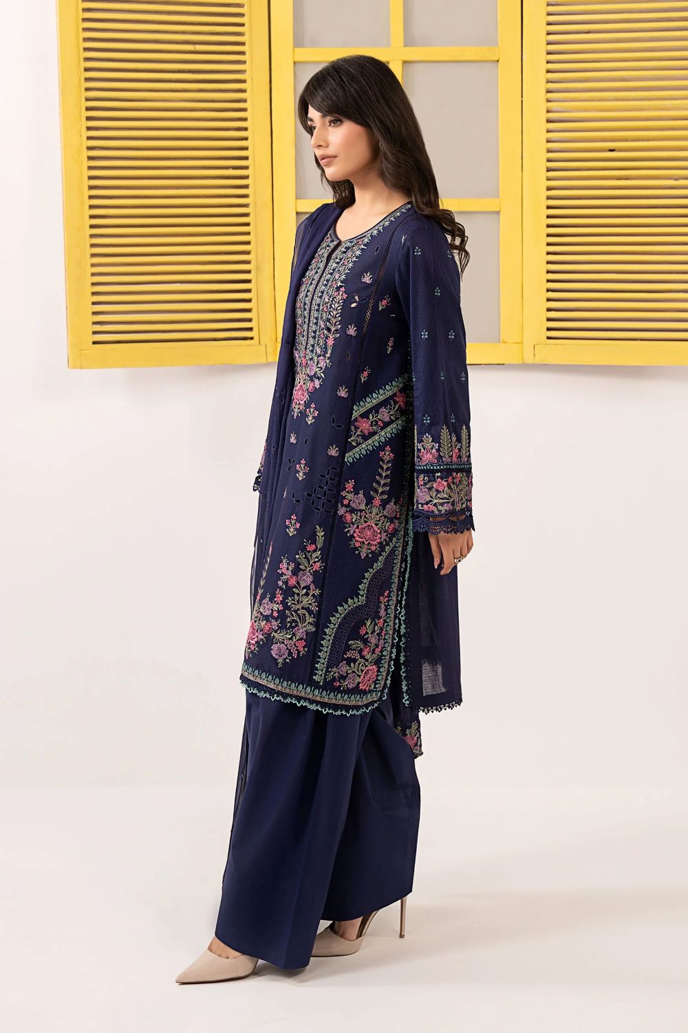 Maria.B |3 Piece Embroidered Dobby Lawn Suit | DW-EF26-24 | Ready to wear - Image 8