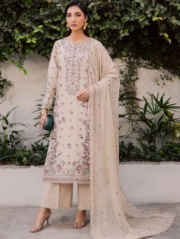 Pakistani Luxury dresses in UK online