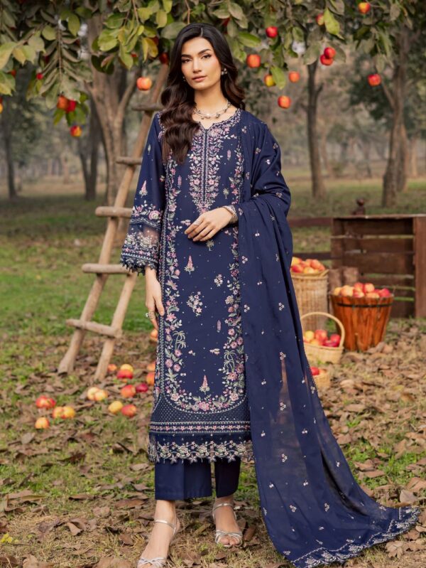 Pakistani Luxury dresses in UK online