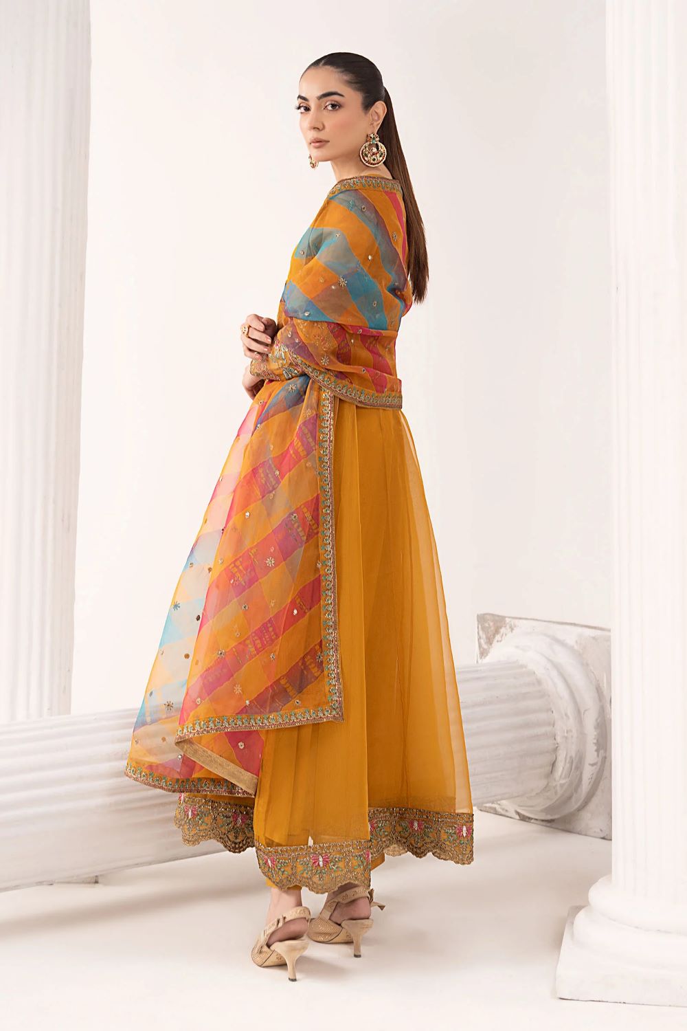 Pakistani Luxury dresses in UK online