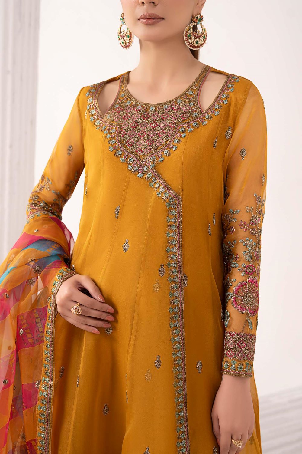 Maria.B | 3 Piece Embroidered Organza Suit | SF-EF26-08 | Ready to wear - Image 4