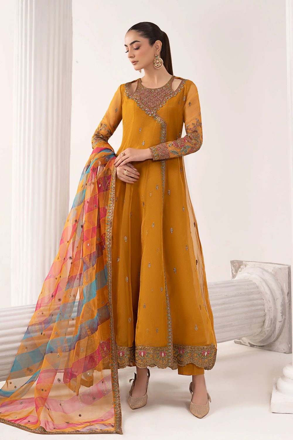 Maria.B | 3 Piece Embroidered Organza Suit | SF-EF26-08 | Ready to wear - Image 7