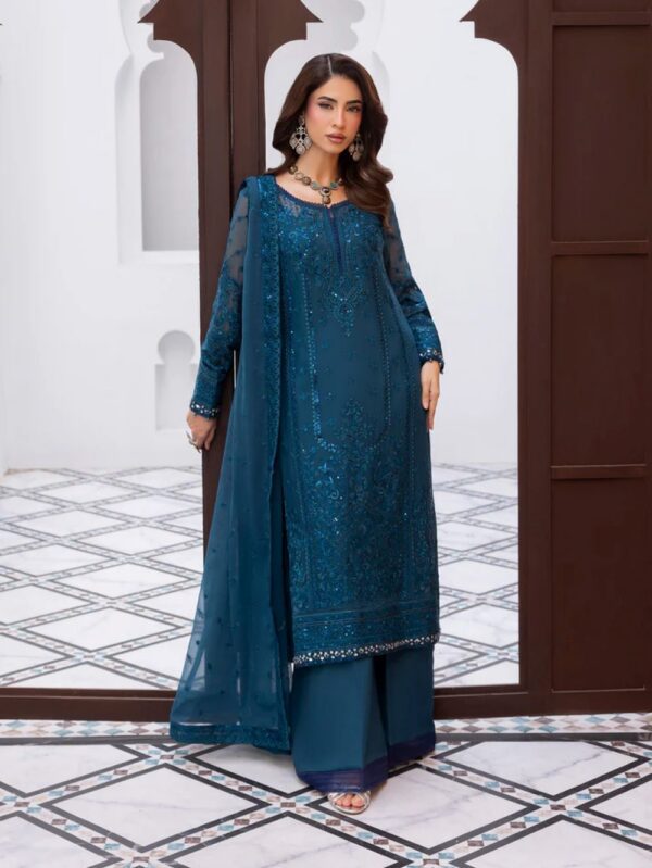 Pakistani Luxury dresses Festive collection in UK online