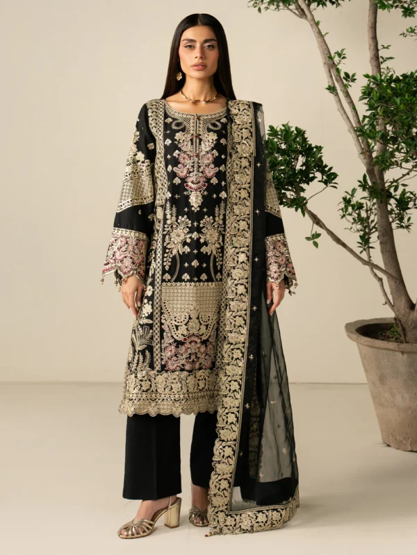 Pakistani Luxury dresses Festive collection in UK online
