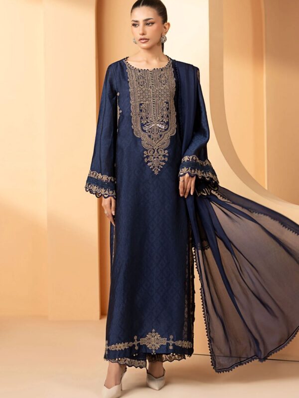 Pakistani Luxury dresses Festive collection in UK online