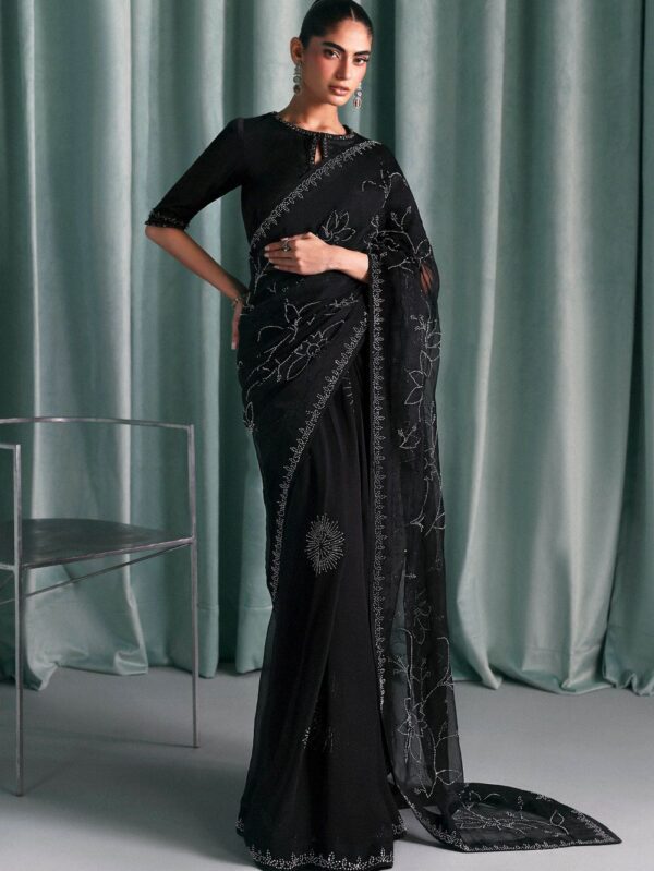 Pakistani Luxury dresses Festive collection in UK online