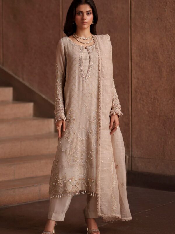 Pakistani Luxury dresses Festive collection in UK online
