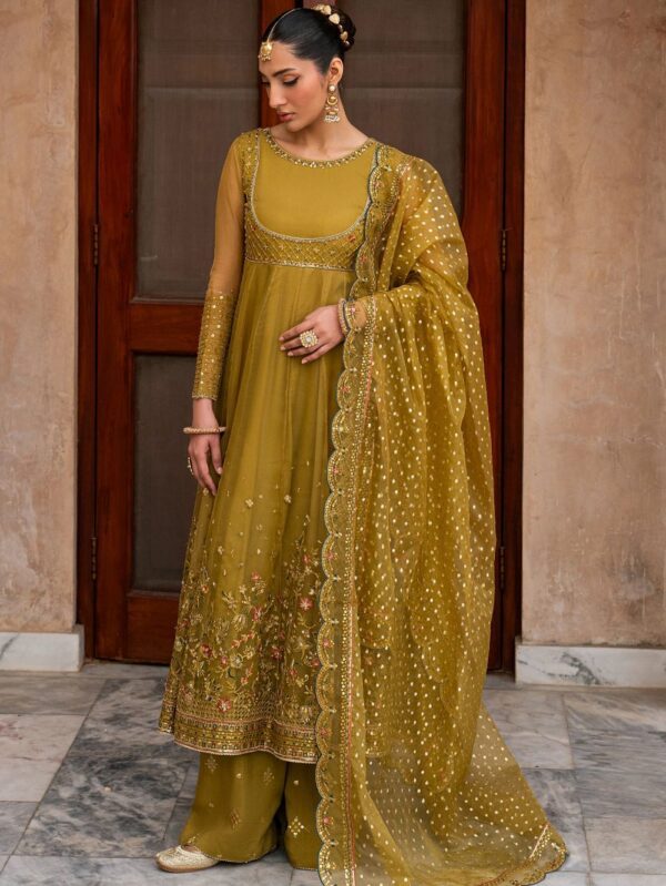 Pakistani Luxury dresses Festive collection in UK online