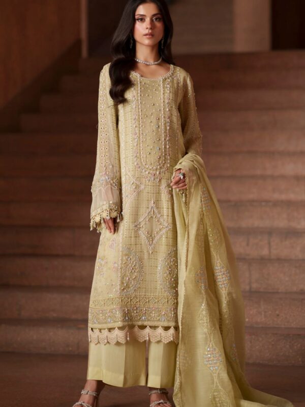 Pakistani Luxury dresses Festive collection in UK online